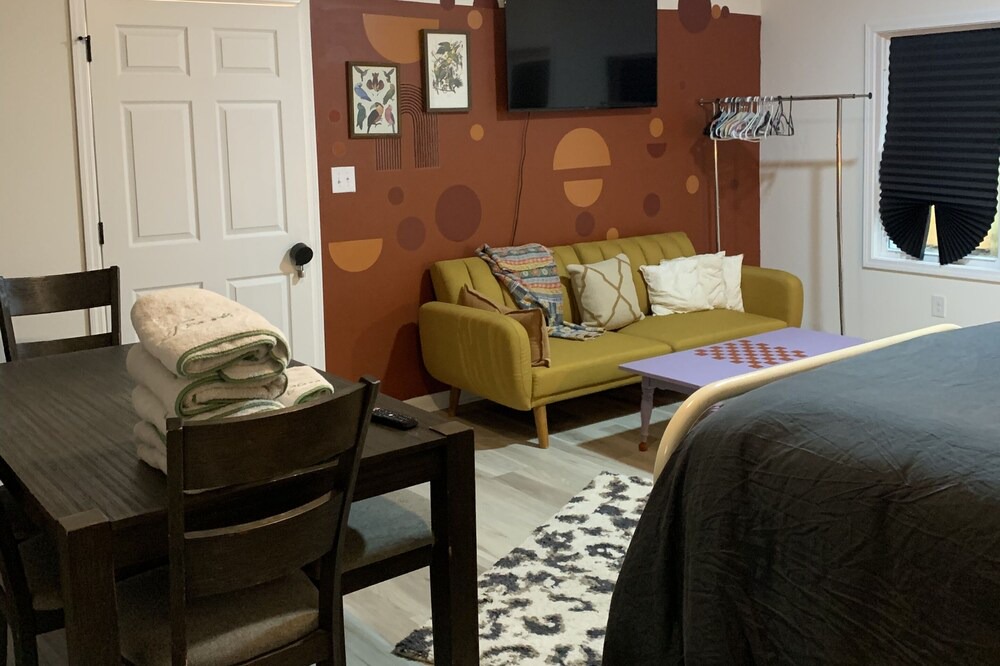 Photo of Bedroom in Summerville Historic District