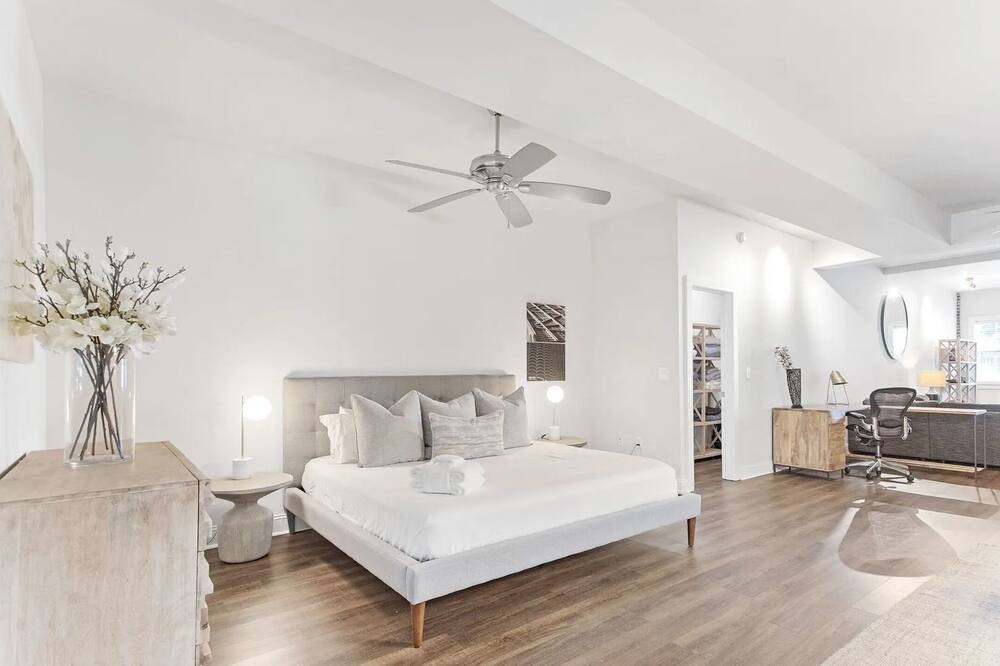Photo of Bedroom in Harleston Village