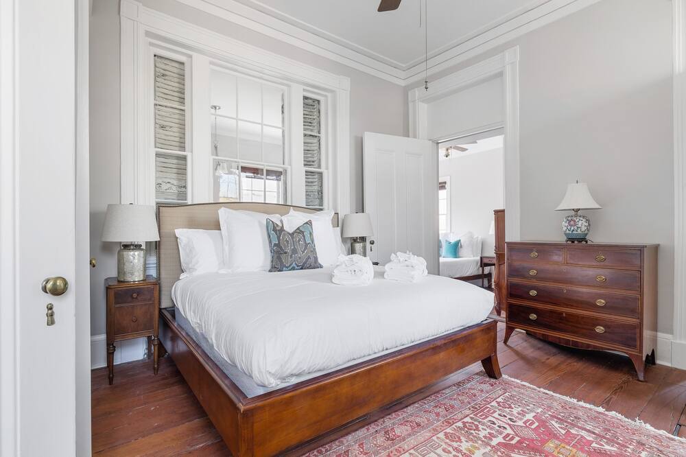 Photo of Bedroom in South of Broad