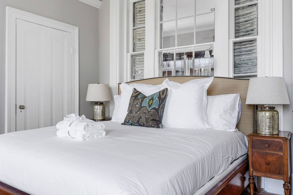 Photo of Bedroom in South of Broad