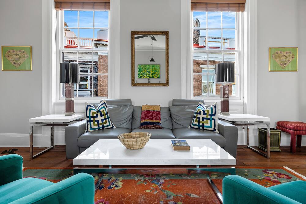Photo of Livingroom in South of Broad