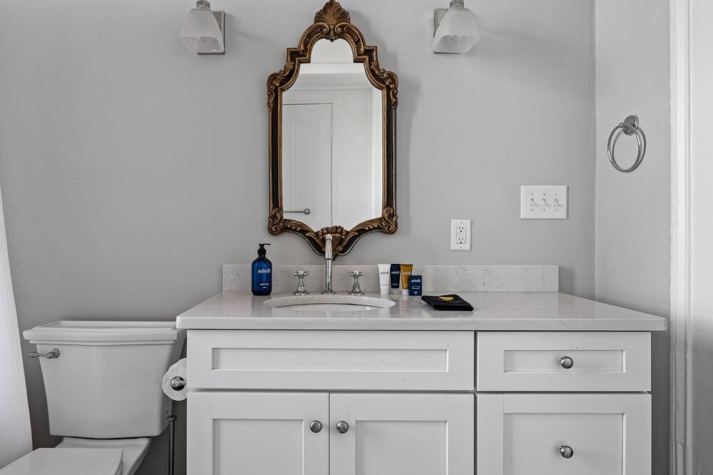 Photo of Bathroom in South of Broad