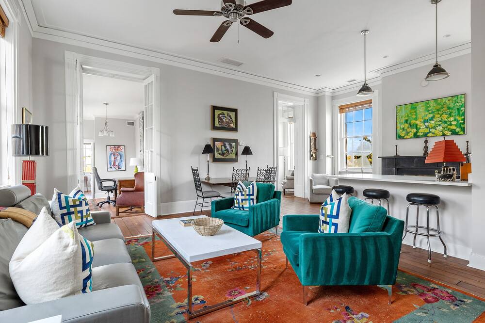 Photo of Livingroom in South of Broad