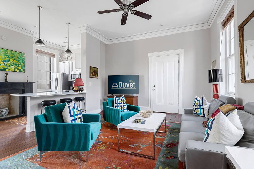 Photo of Livingroom in South of Broad