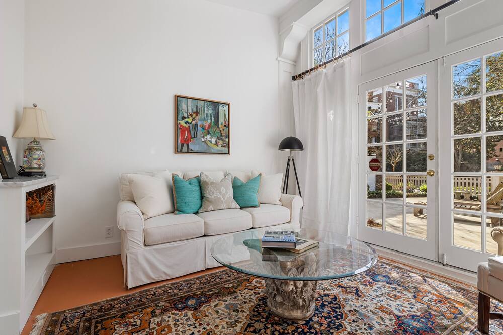 Photo of Livingroom in South of Broad