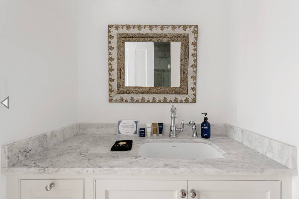 Photo of Bathroom in South of Broad