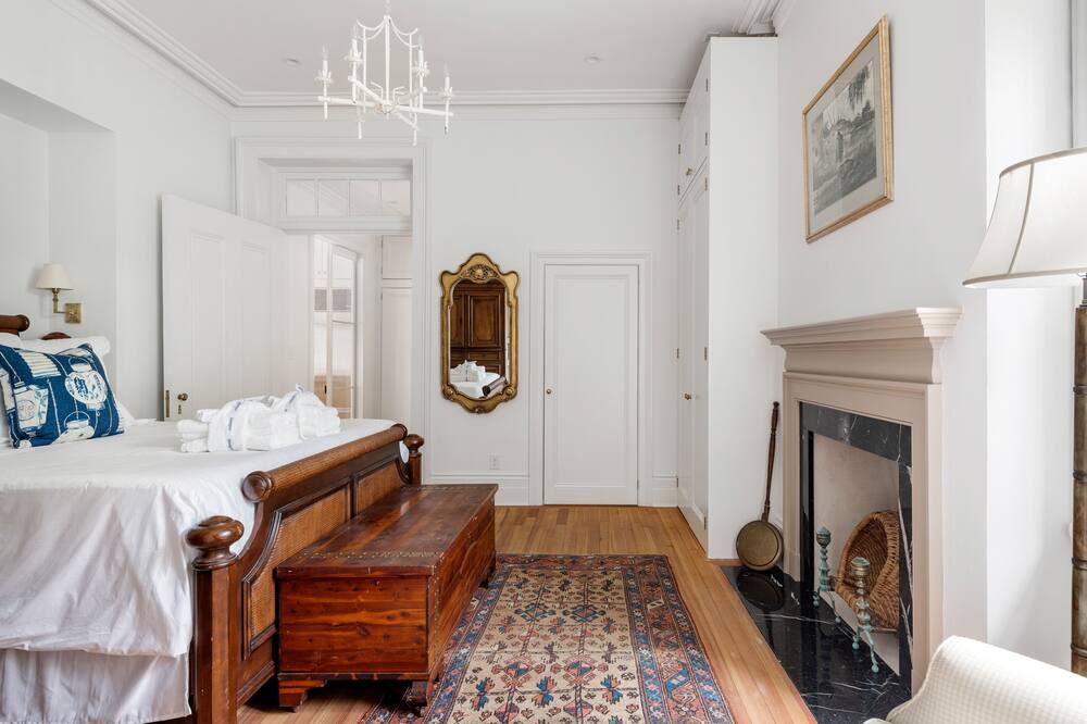 Photo of Bedroom in South of Broad