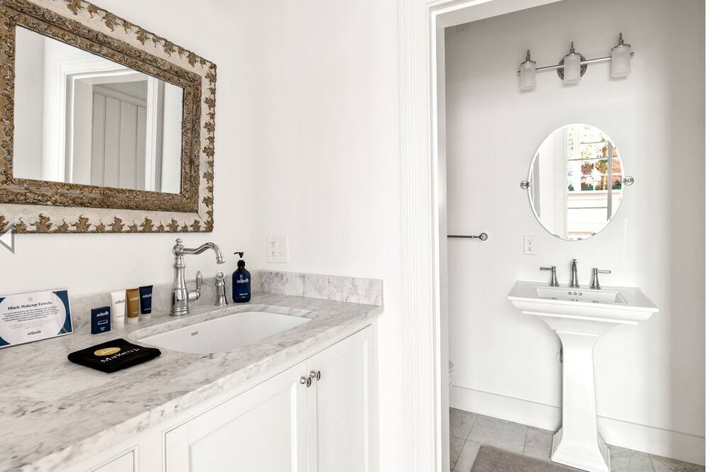 Photo of Bathroom in South of Broad