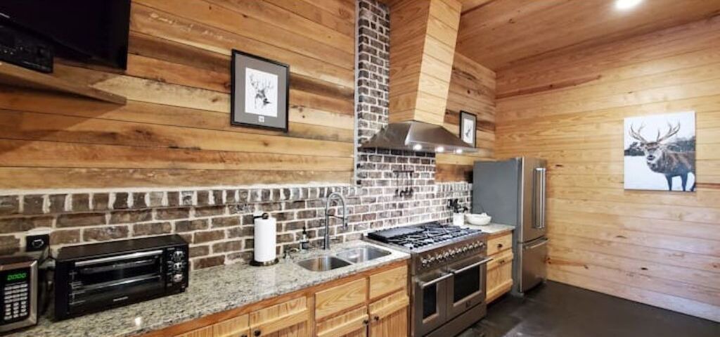 Photo of Kitchen in Debordieu Colony