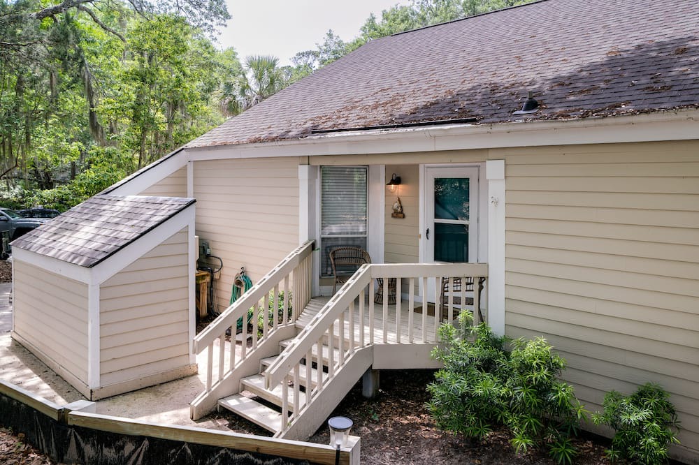 Photo of Outdoor in Tarpon Pond