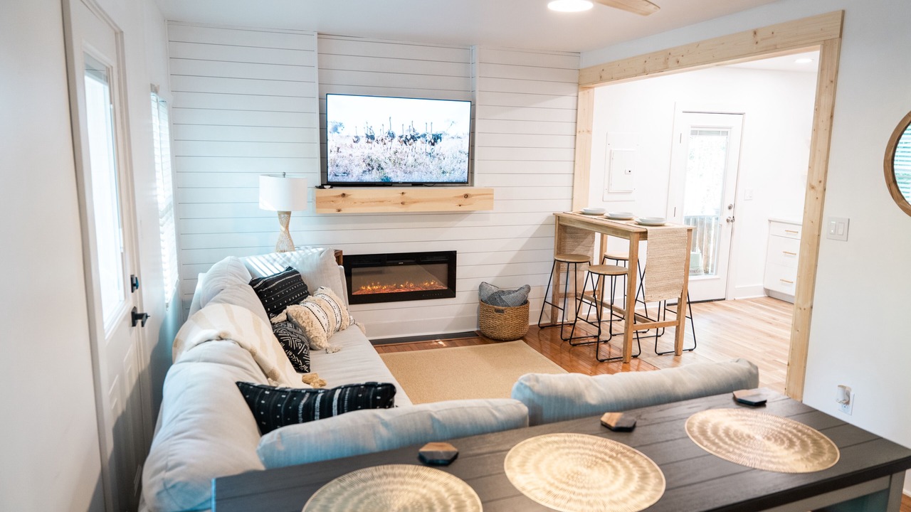 Photo of Livingroom in Riverland Terrace