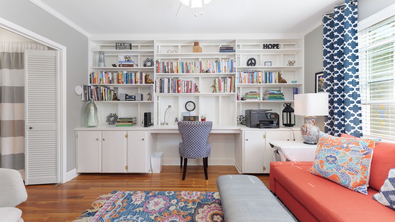Photo of Livingroom in South of Broad