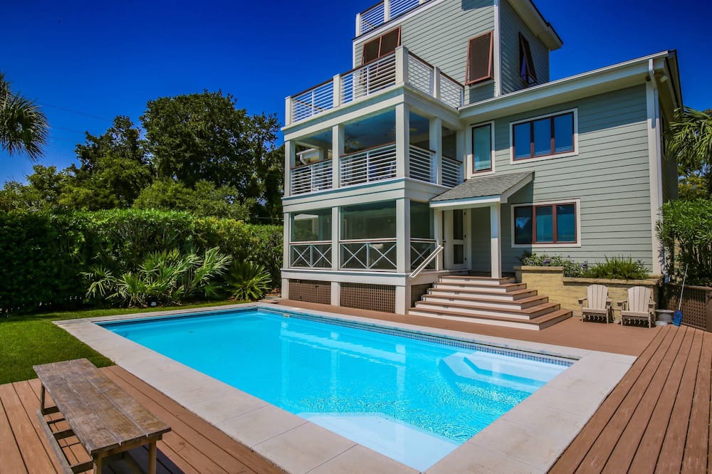 Photo of Patio Balcony in Sullivan's Island
