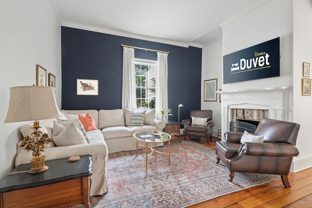 Photo of Livingroom in South of Broad