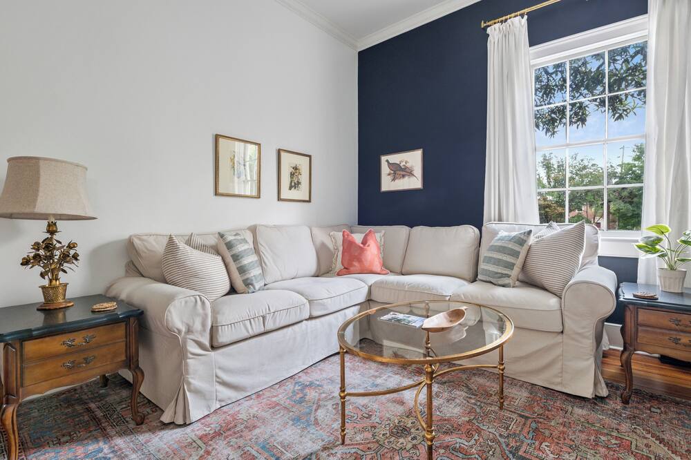 Photo of Livingroom in South of Broad