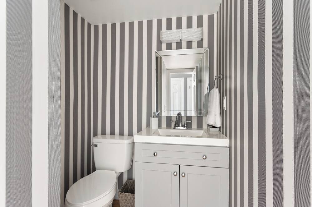 Photo of Bathroom in South of Broad