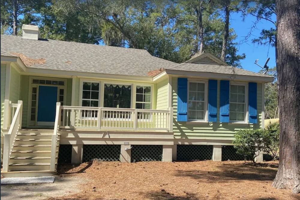 Photo of Outdoor in Melrose on the Beach