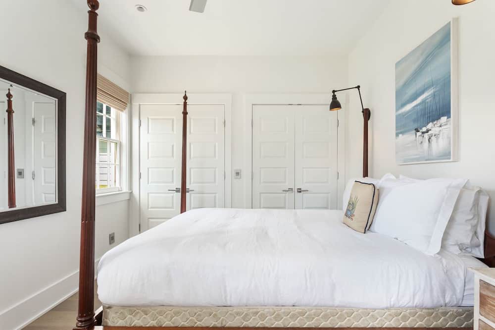 Photo of Bedroom in Westside