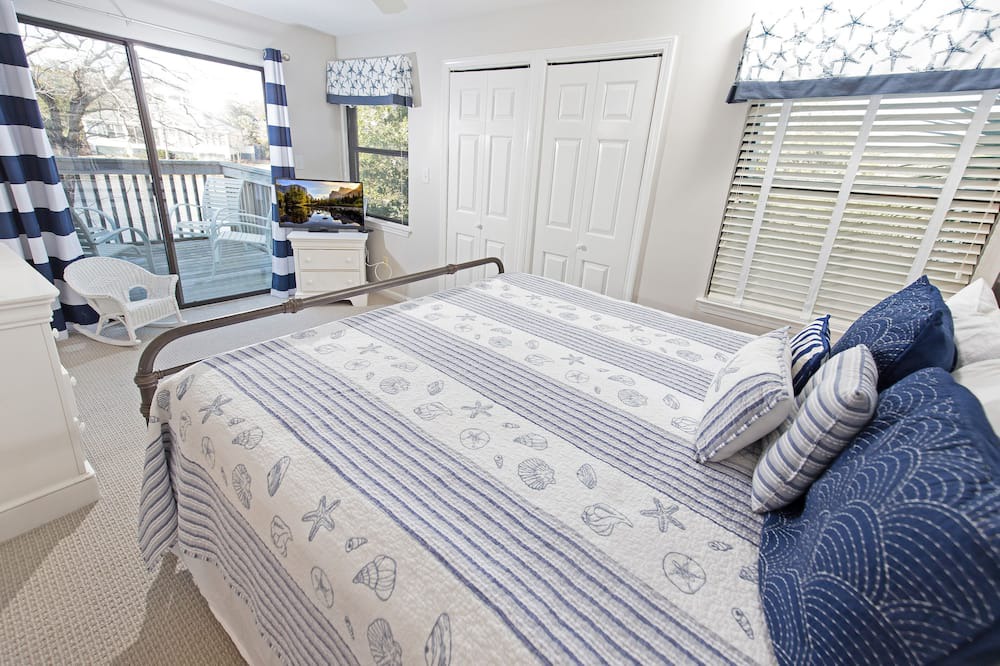 Photo of Bedroom in Litchfield by the Sea