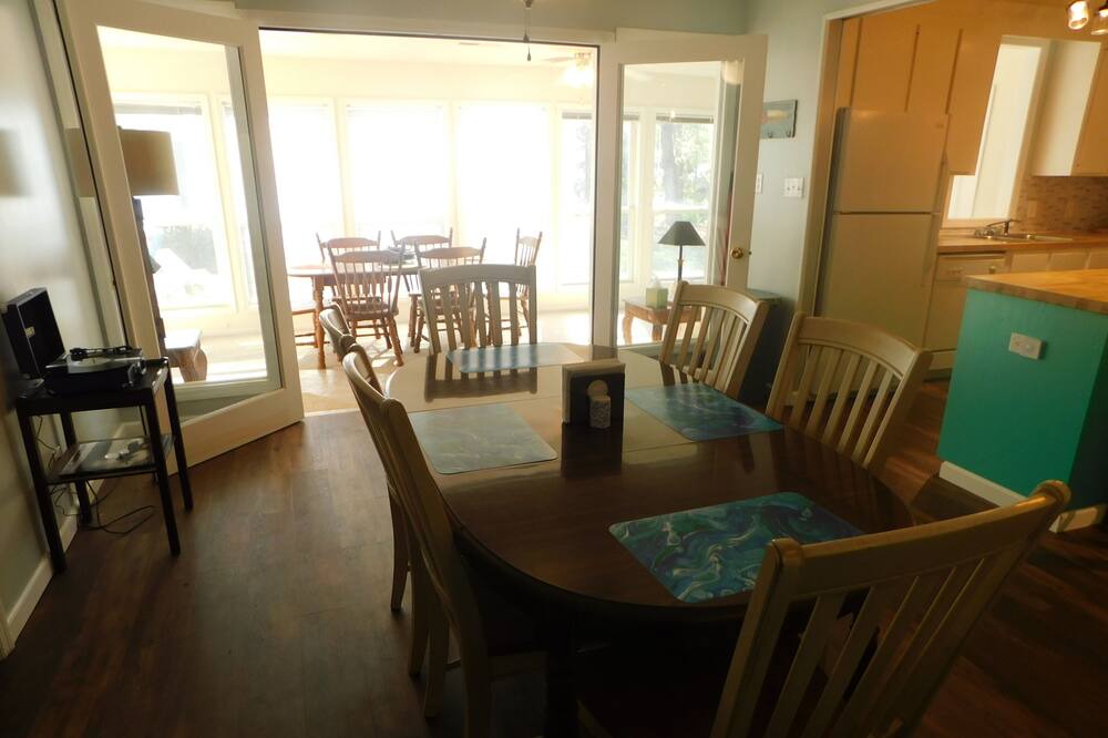 Photo of Bedroom in Eutawville