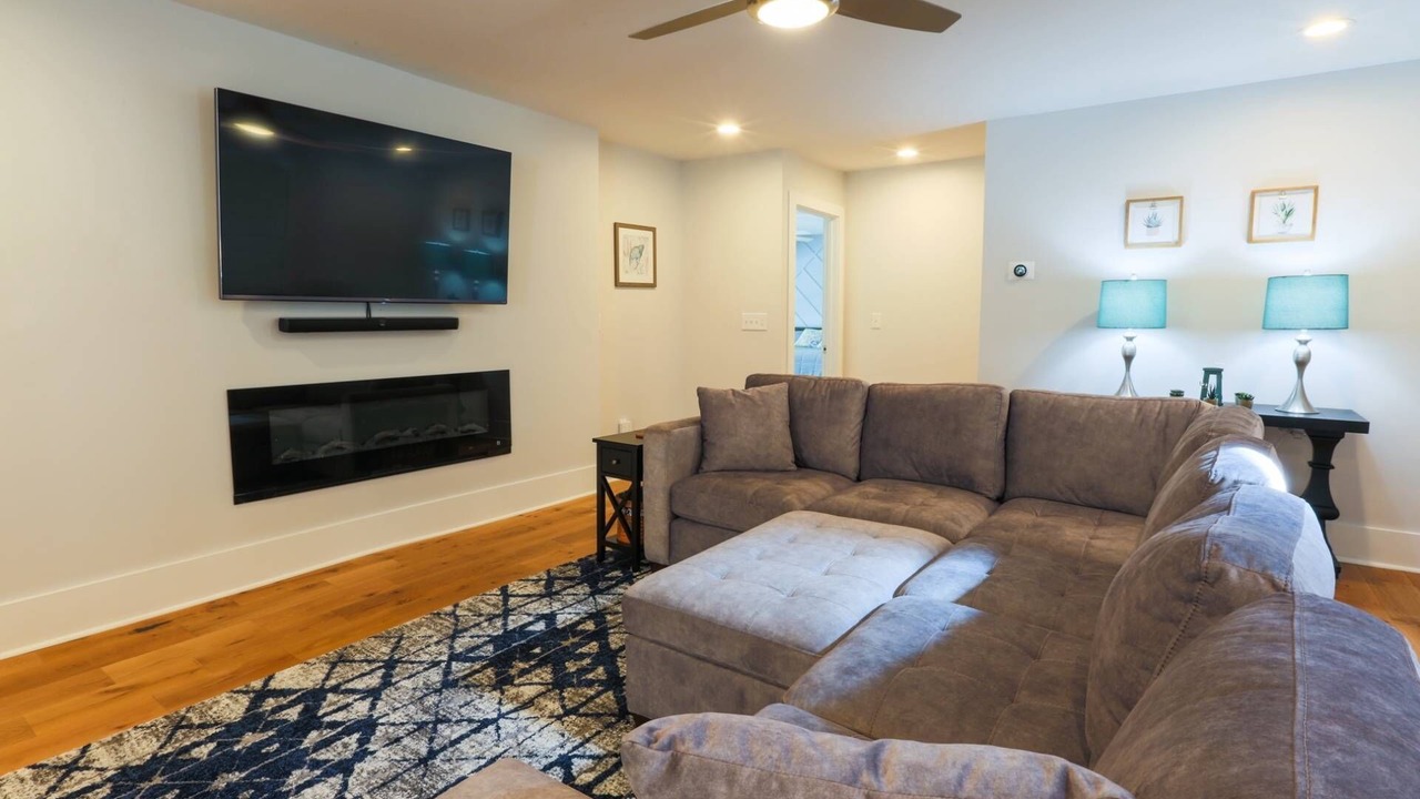 Photo of Livingroom in Mount Pleasant