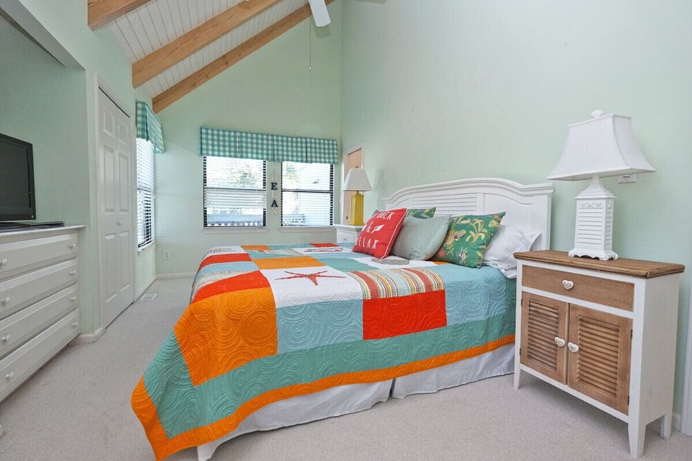 Photo of Bedroom in Litchfield by the Sea