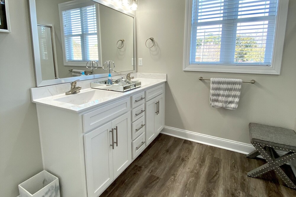 Photo of Bedroom in Atlantic Beach