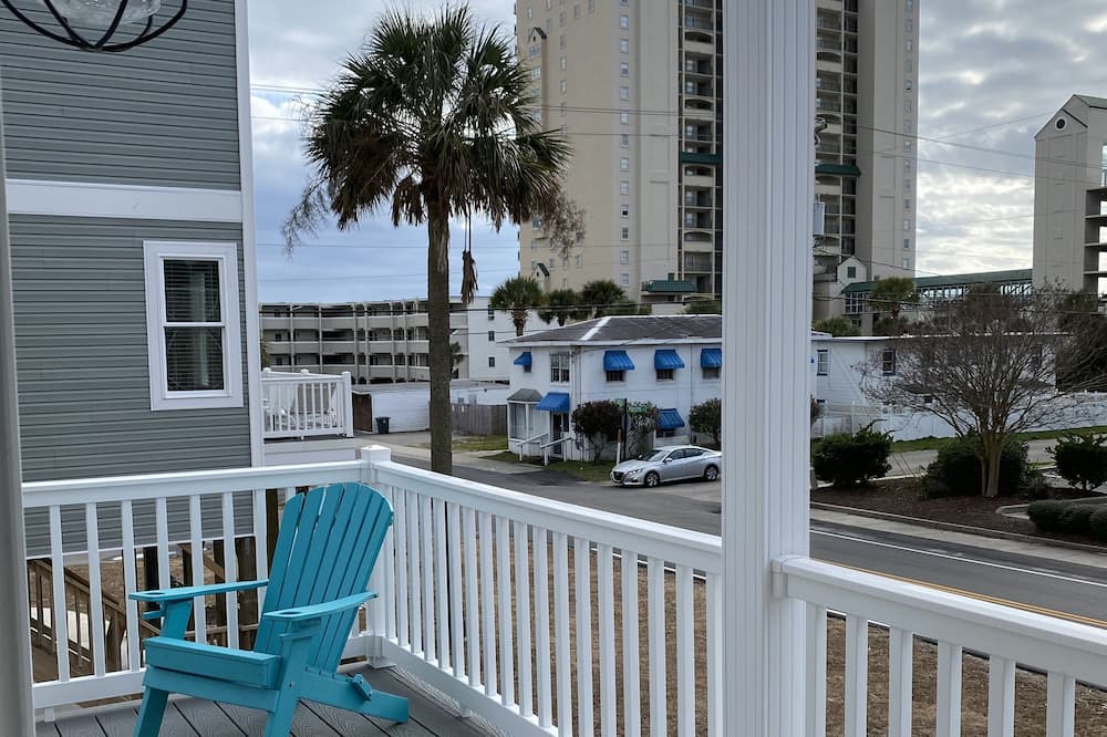 Photo of Patio Balcony in Atlantic Beach