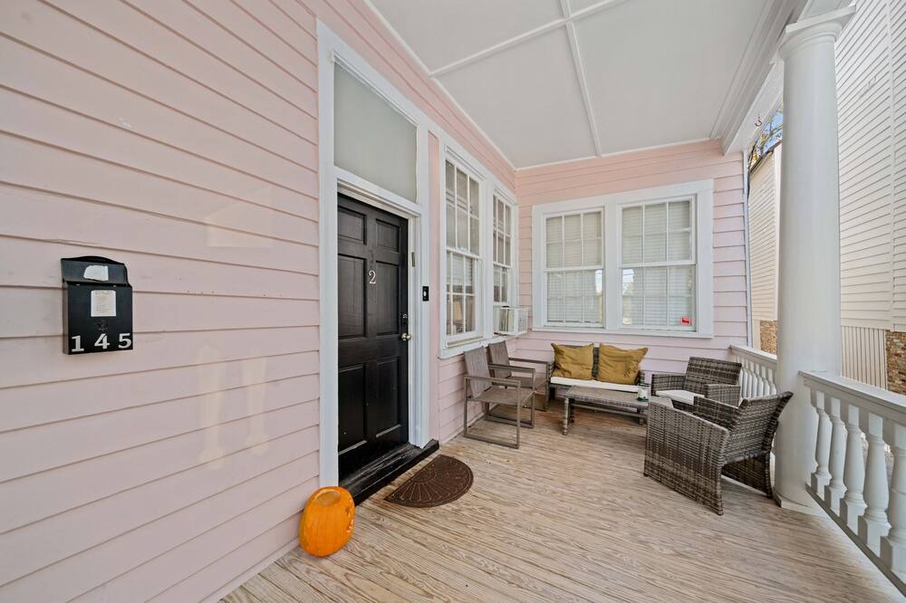 Photo of Patio Balcony in South of Broad