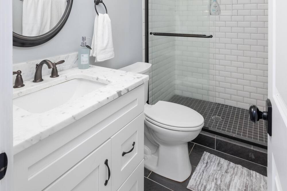 Photo of Bathroom in Downtown Charleston