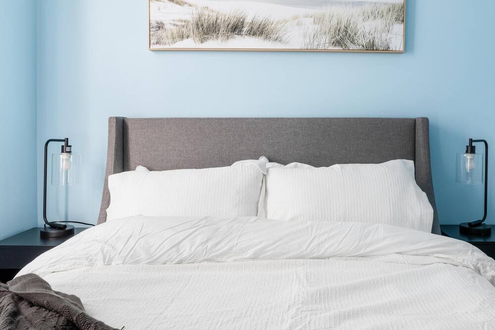 Photo of Bedroom in Downtown Charleston