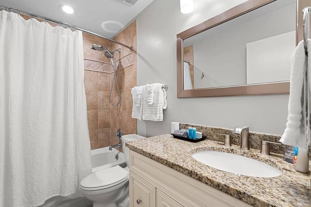 Photo of Bathroom in Kiawah Island