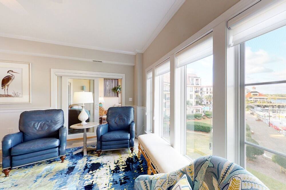 Photo of Bedroom in Shelter Cove