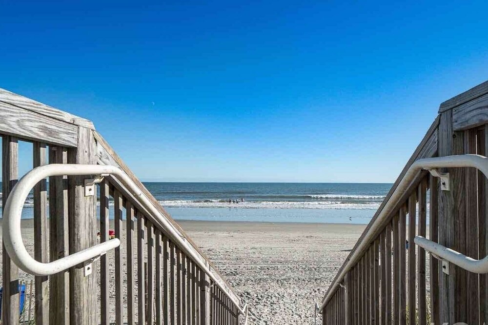Photo of Others in Arcadian Shores