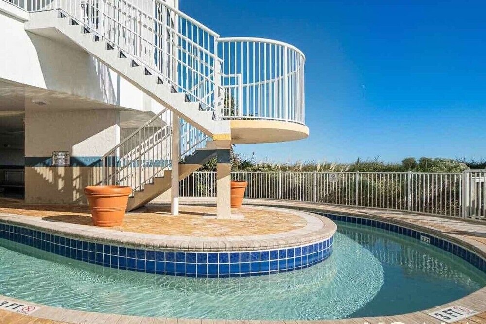 Photo of Outdoor in Arcadian Shores