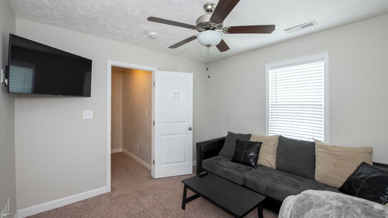 Photo of Livingroom in Rockfish