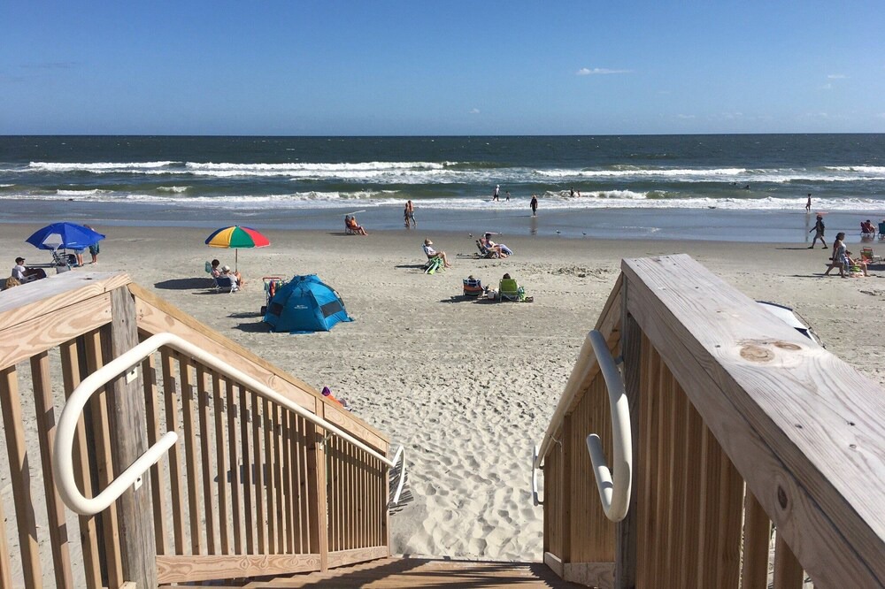 Photo of Others in Arcadian Shores
