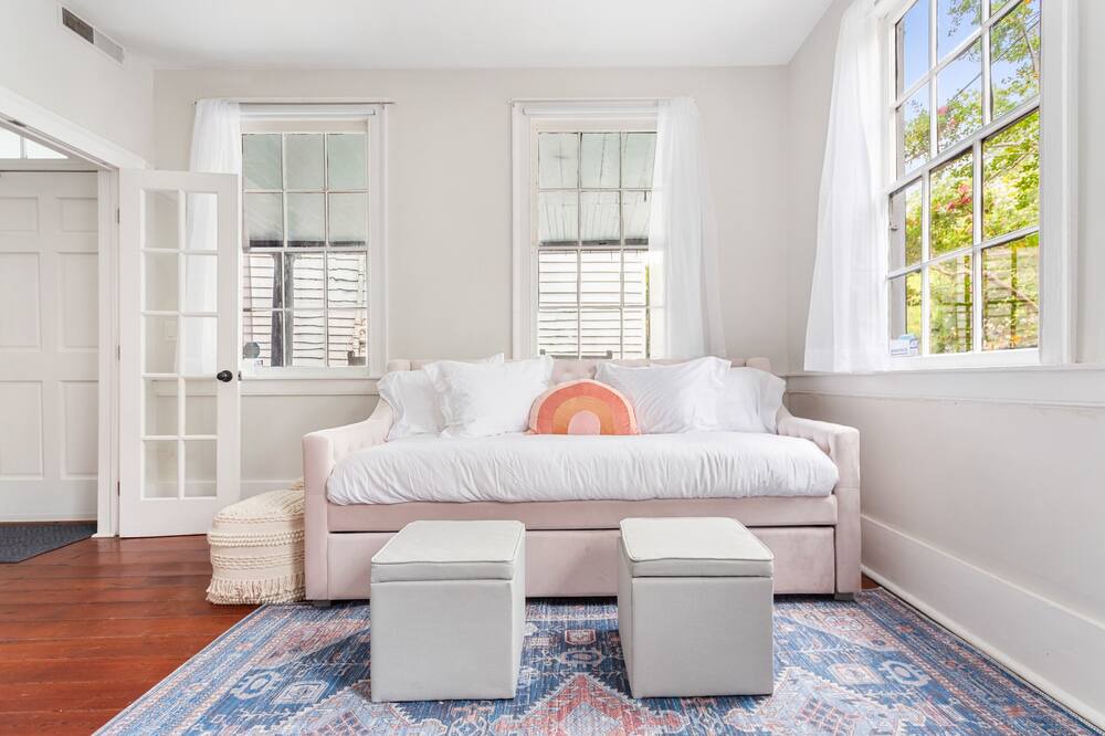 Photo of Livingroom in Radcliffeborough