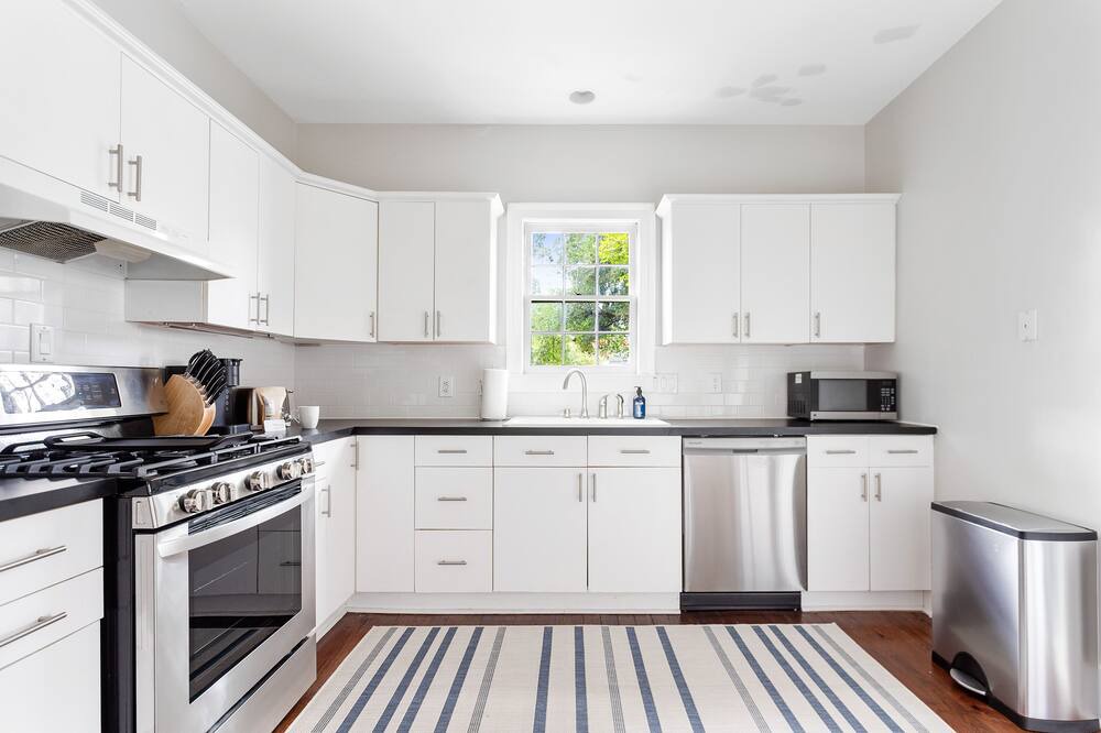 Photo of Kitchen in Radcliffeborough