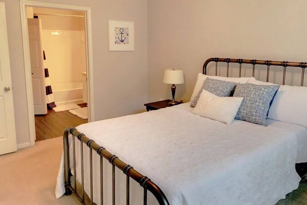 Photo of Bedroom in Johns Island