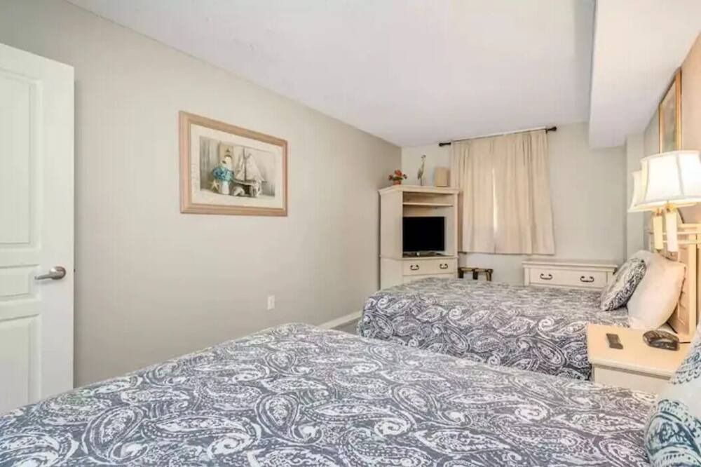 Photo of Bedroom in Atlantic Beach