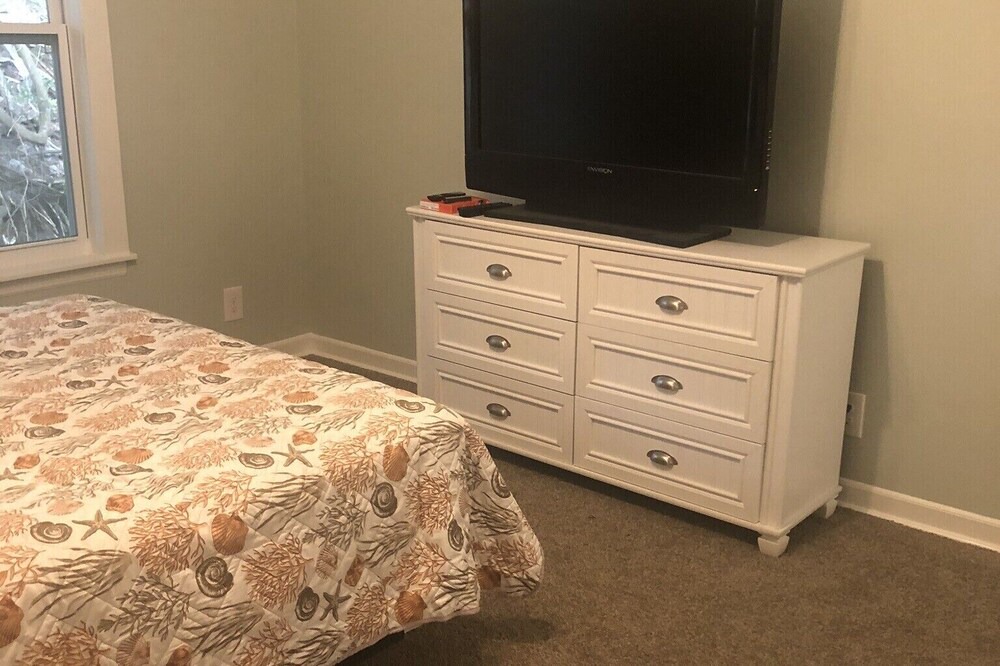 Photo of Bedroom in Saint Helena Island