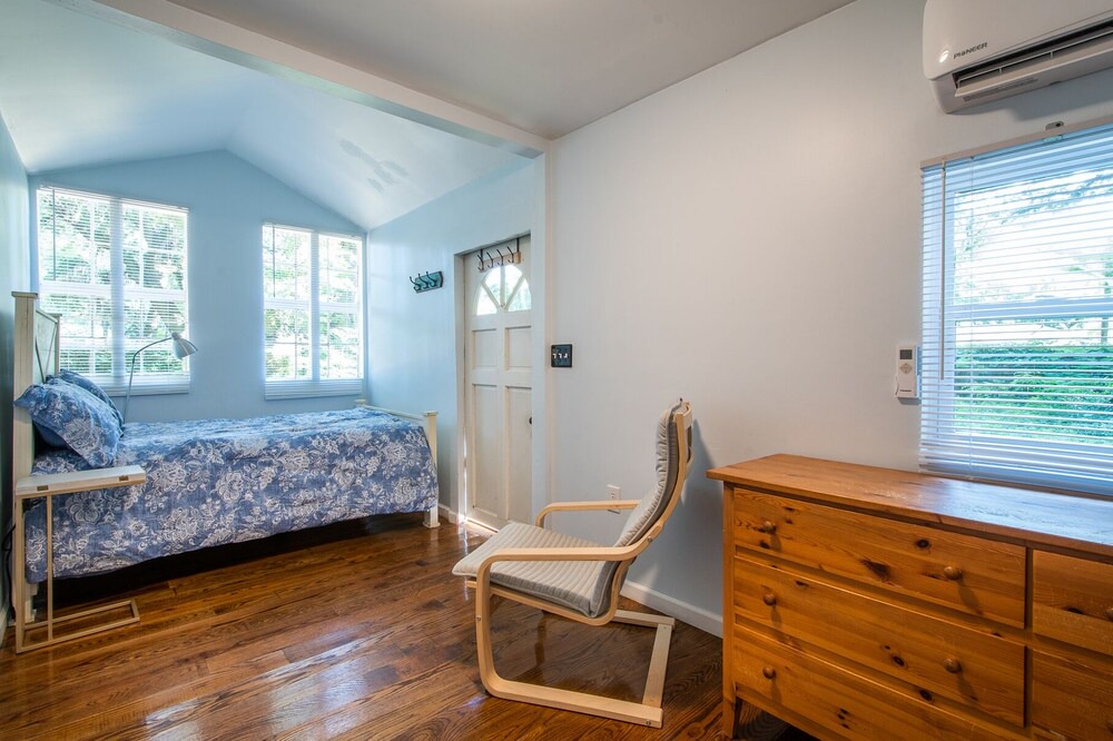 Photo of Bedroom in North Charleston