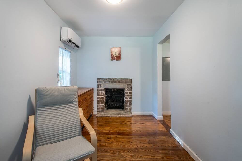 Photo of Bedroom in North Charleston