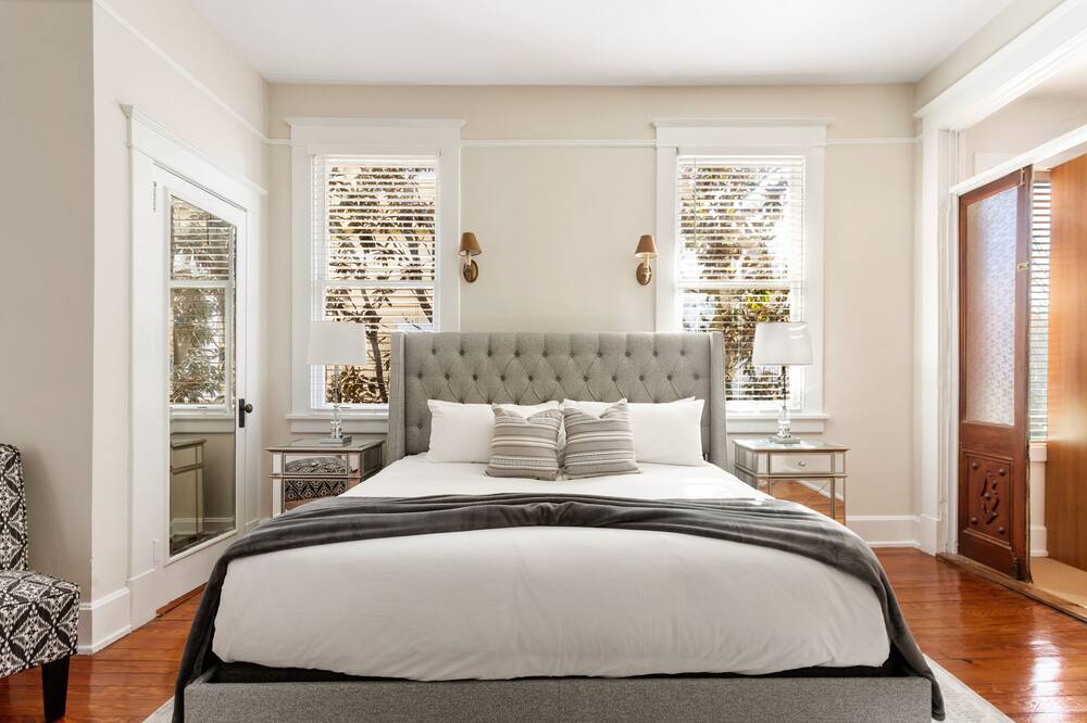 Photo of Bedroom in South of Broad