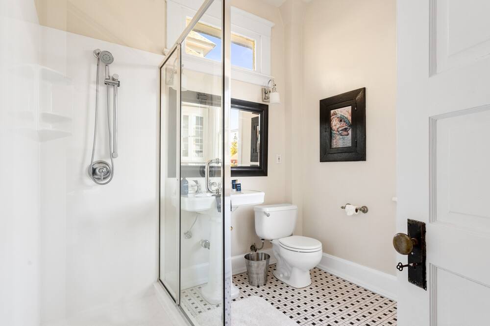 Photo of Bathroom in South of Broad