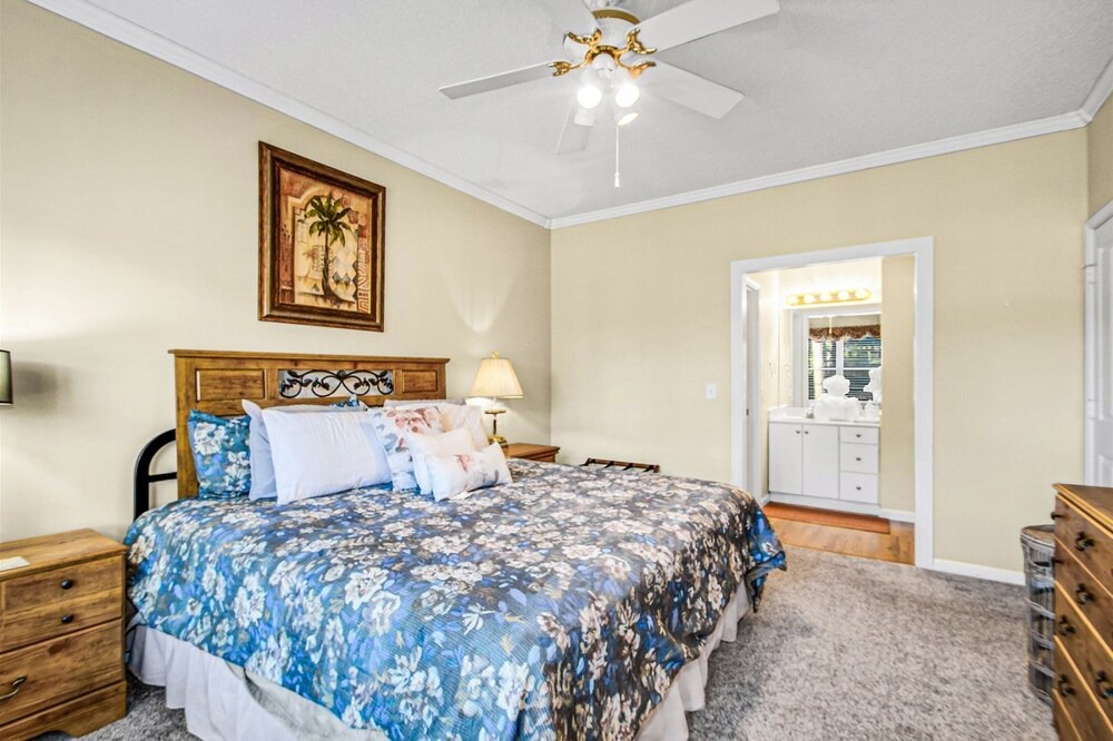Photo of Bedroom in Red Hill