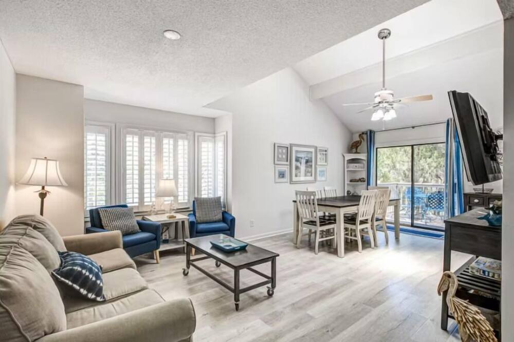 Photo of Bedroom in Seabrook Island