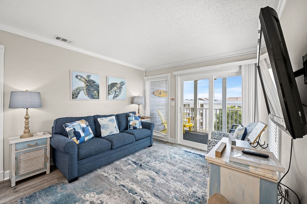 Photo of Livingroom in Myrtle Beach