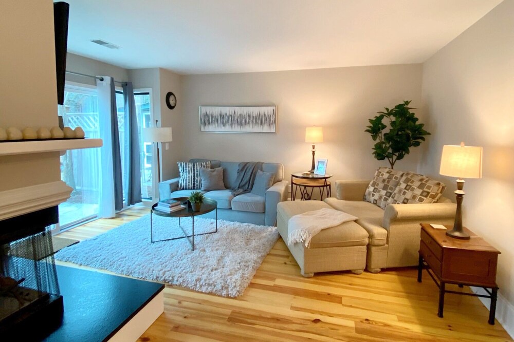 Photo of Livingroom in Mount Pleasant